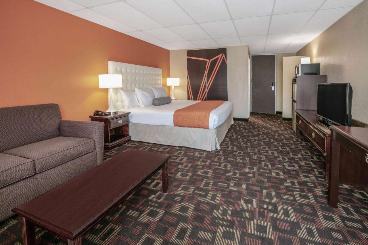 Howard Johnson By Wyndham Oklahoma City Okc Airport, Fairgrounds, I40 Екстер'єр фото